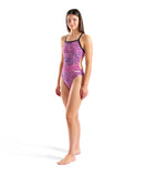 Arena Snakeskin Challenge Back Swimsuit – Pink