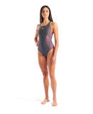 WOMEN'S ARENA GRID SWIMSUIT V BACK GRAPHIC ASPHALT